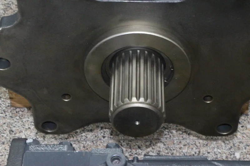 Hydraulic pump drive shaft