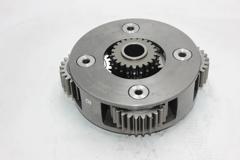 Swing gearbox planetary carrier and gear assembly